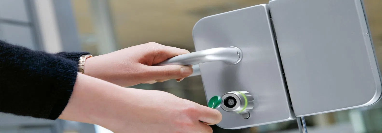 Master Locksmith Store Tampa, FL 813-778-0317 - push-bars