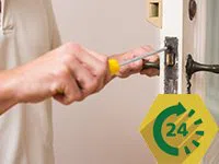 Master Locksmith Store Tampa, FL 813-778-0317 - service-side-emergency